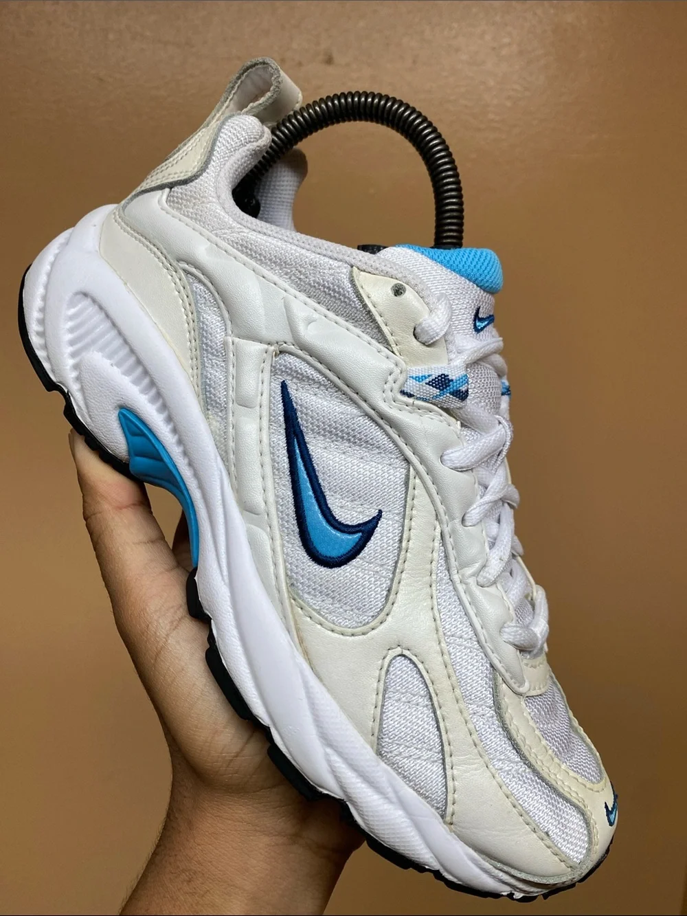 Rare 2009 Nike Xccelerator TR Women’s Running Sneakers Size 7 “White Cream Blue”
